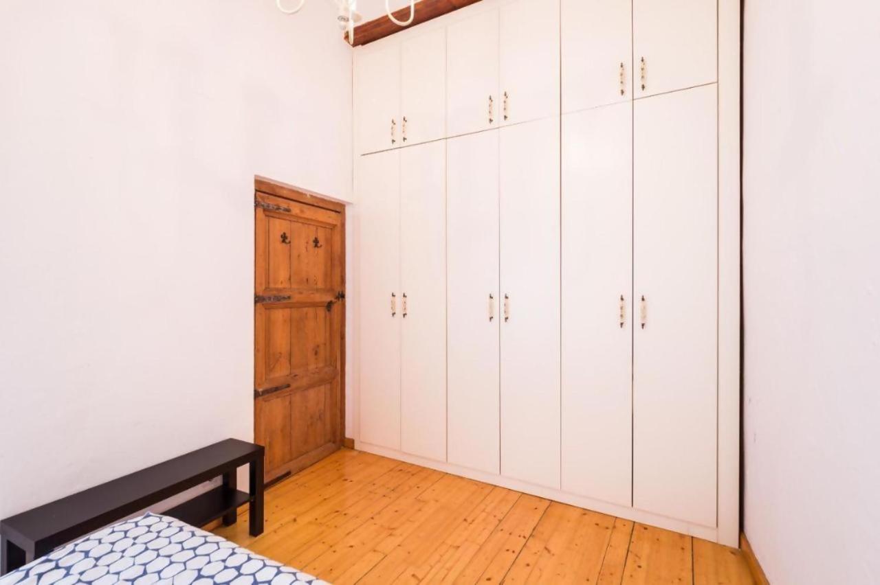 Appartamento Old Town Plaza Negrito By Nomad Host Valenza Esterno foto