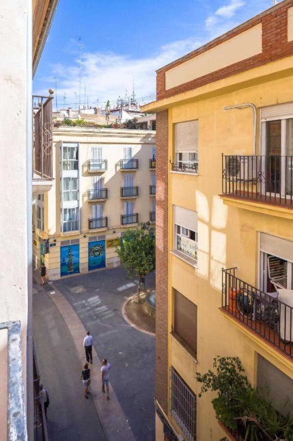 Appartamento Old Town Plaza Negrito By Nomad Host Valenza Esterno foto